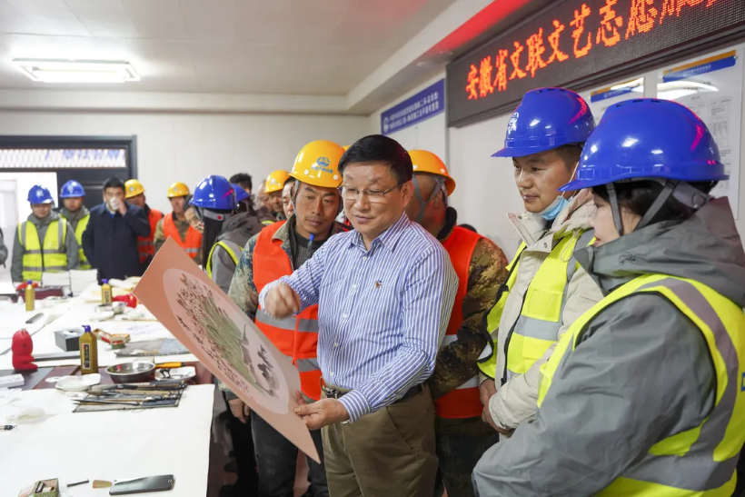 ���28����-׷�󿵽�,����һ������